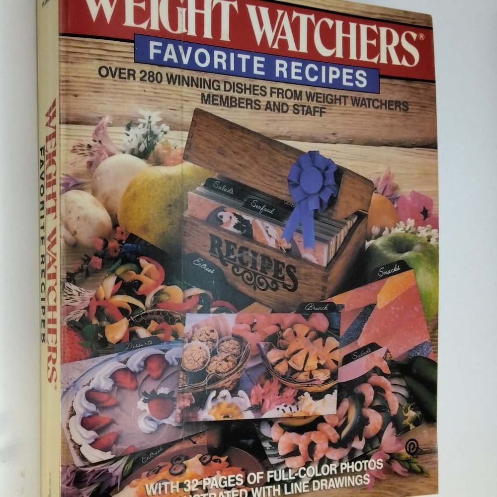 Weight Watchers Favorite Recipes Cookbook With 32 Pages of Color Pics 1986